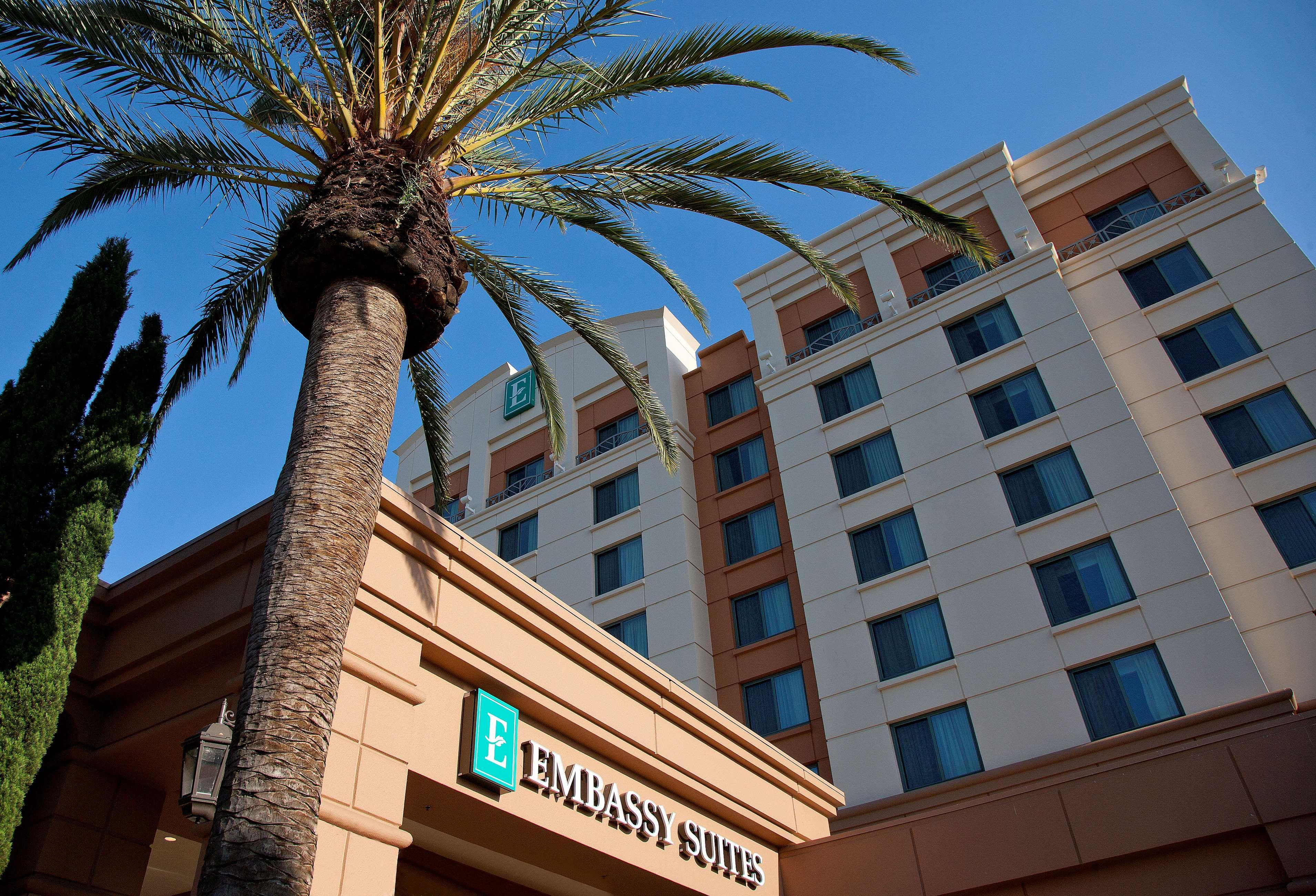 Embassy Suites By Hilton Sacramento Riverfront Promenade Exterior photo