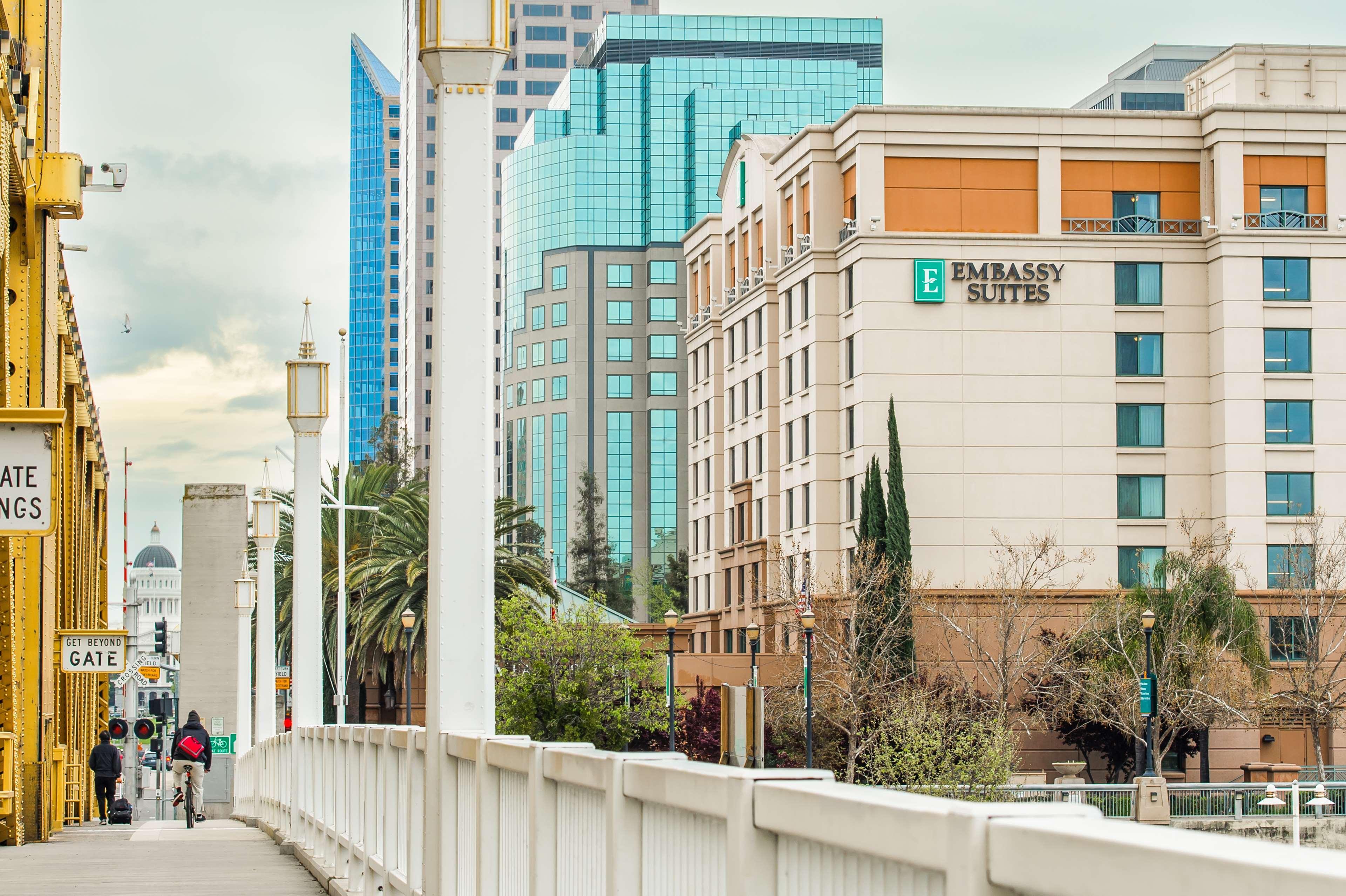 Embassy Suites By Hilton Sacramento Riverfront Promenade Exterior photo