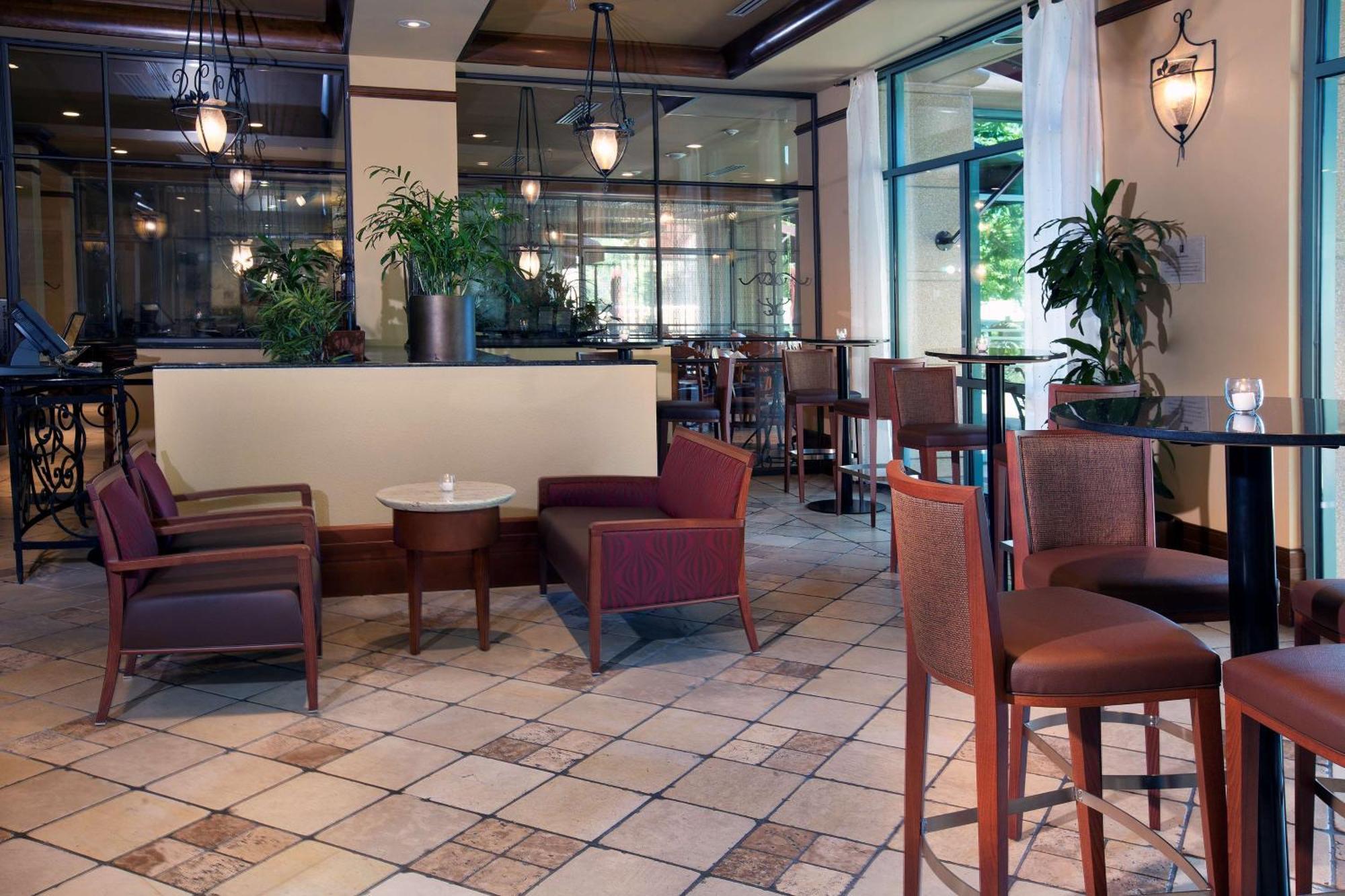 Embassy Suites By Hilton Sacramento Riverfront Promenade Exterior photo