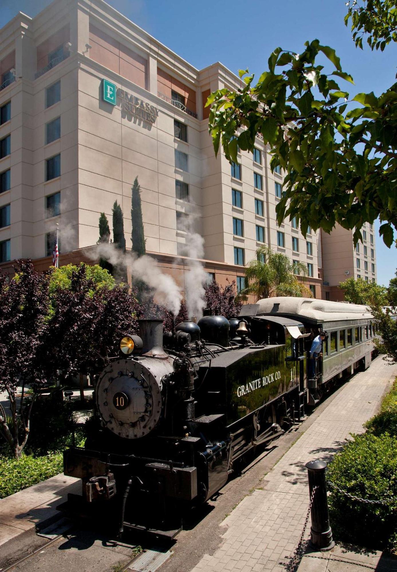 Embassy Suites By Hilton Sacramento Riverfront Promenade Exterior photo